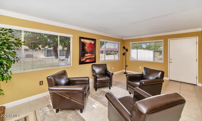 Building Photo - 10303 W Prairie Hills Cir