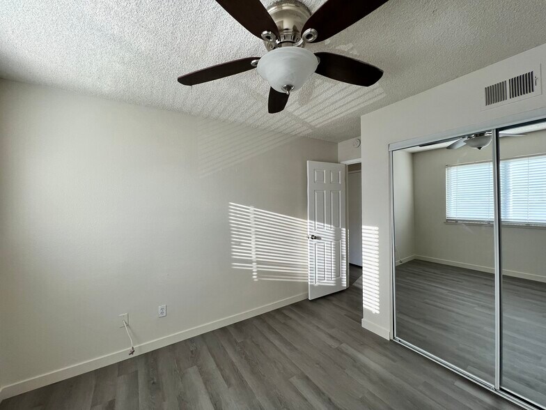 Building Photo - 72615 Edgehill Dr