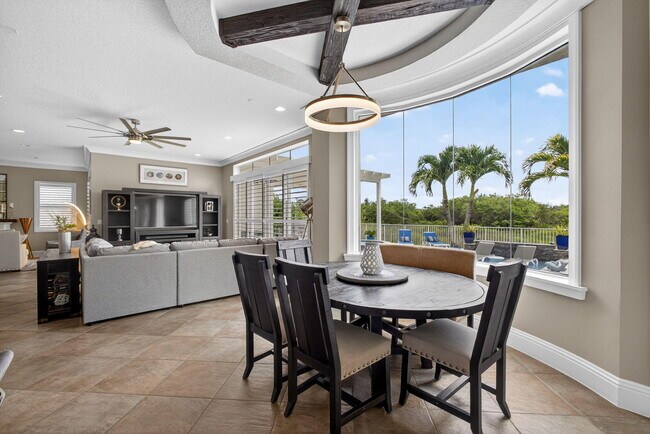 Building Photo - 9225 Delemar Ct