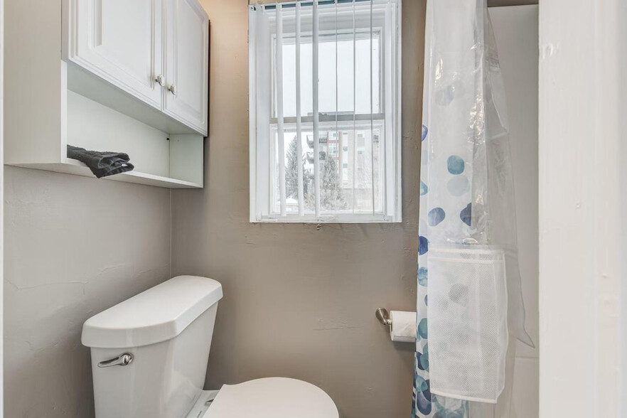 Building Photo - 5721 Wadsworth Bypass