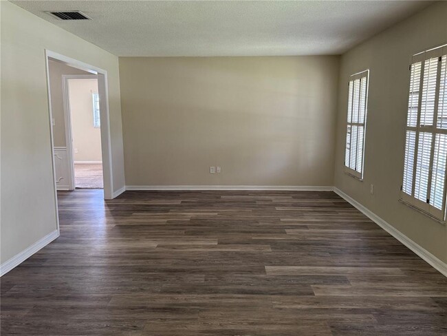 Building Photo - 134 Glendale Dr