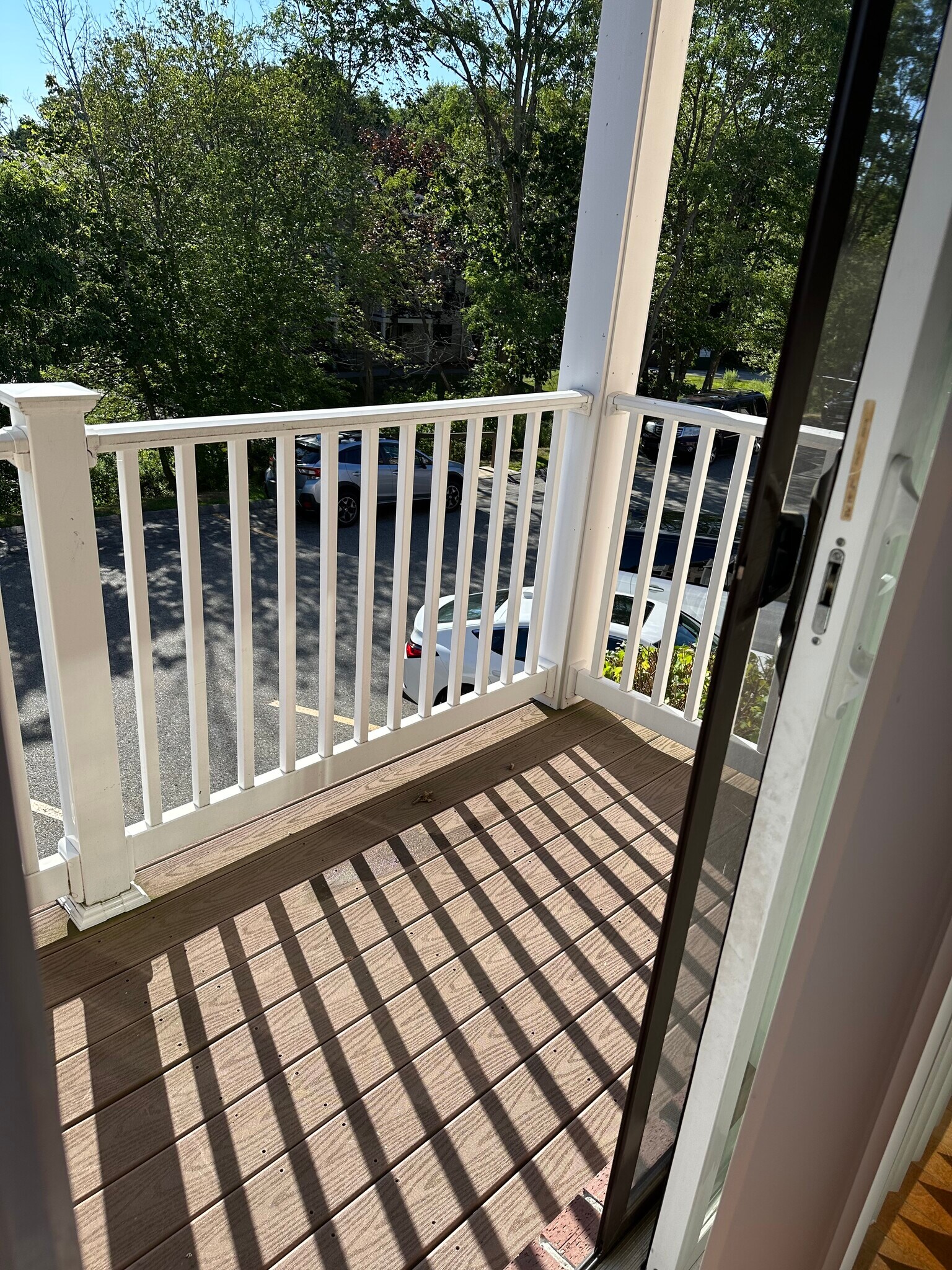 Building Photo - 16 Kenmar Dr