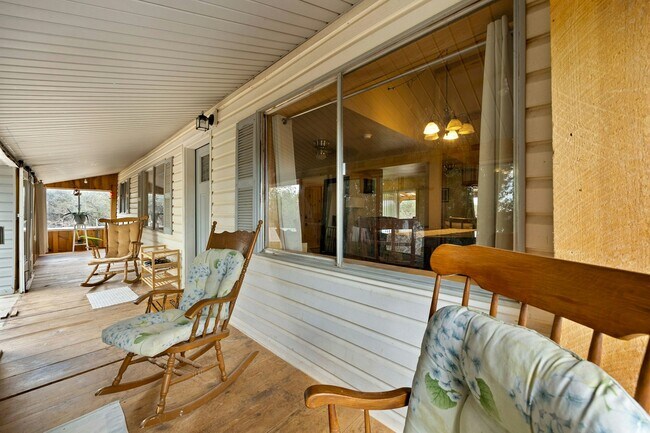 Building Photo - 5066 Iris St