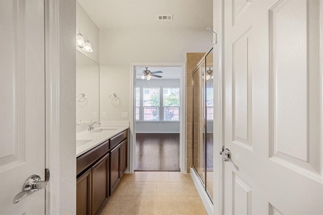Building Photo - 16012 Remington Reserve Way