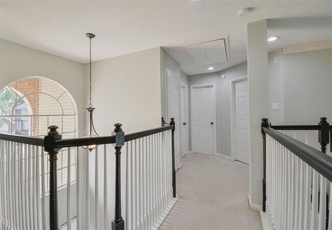 Building Photo - 4910 Pine Prairie Ln
