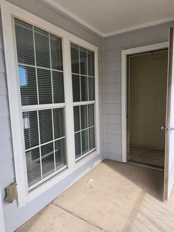 Building Photo - 1001 Redwood Ave