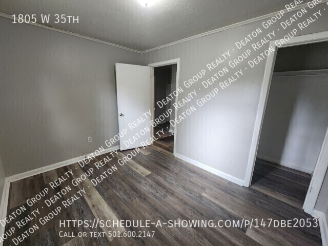 Building Photo - 1805 W 35th-
