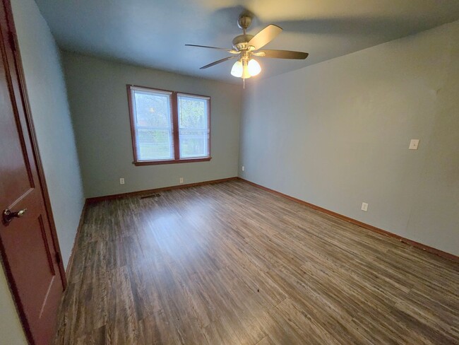 Building Photo - 2 Bed in Del City