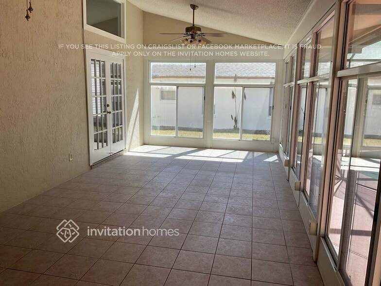 Building Photo - 842 Shriver Cir