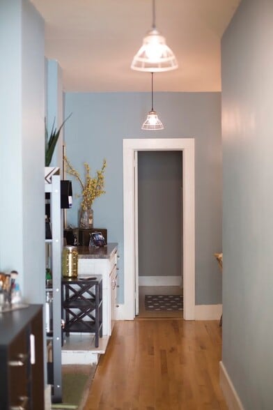 Building Photo - 54 Main St