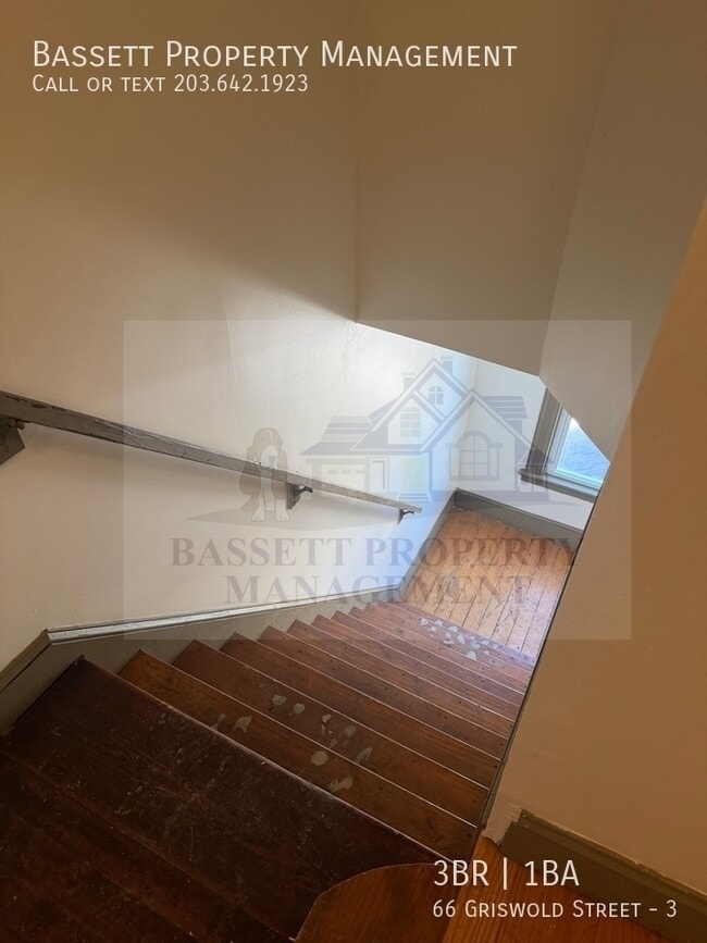 Building Photo - 66 Griswold St