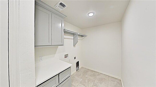 Building Photo - 14316 Limestone Ln