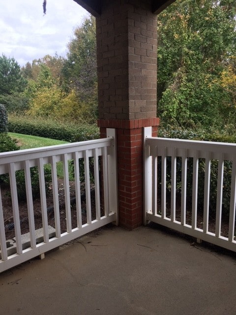 Building Photo - First Floor Condo in Cornelius-2 Bedrooms ...