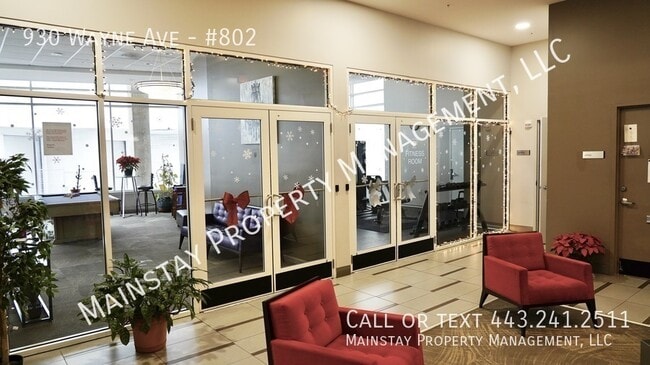 Building Photo - 930 Wayne Ave