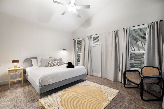 Building Photo - 11102 1/2 Charger Wy