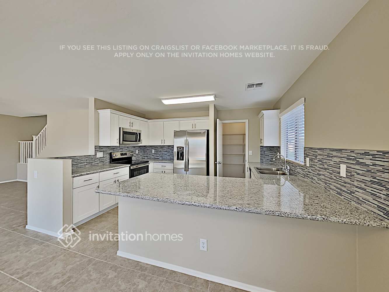 Building Photo - 12567 W Mauna Loa Ln