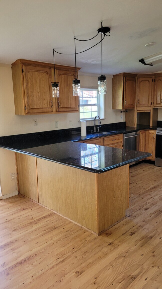 Building Photo - 20 Mill Rd