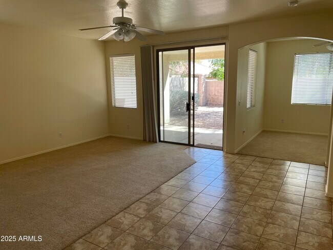 Building Photo - 13953 N 159th Dr