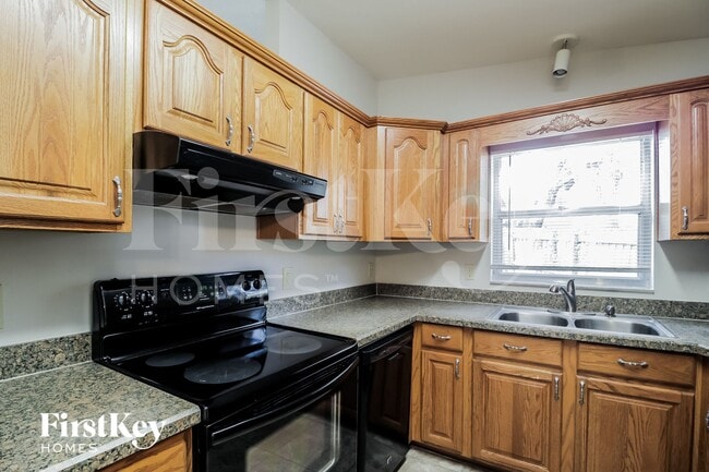 Building Photo - 2721 Annhurst Ave