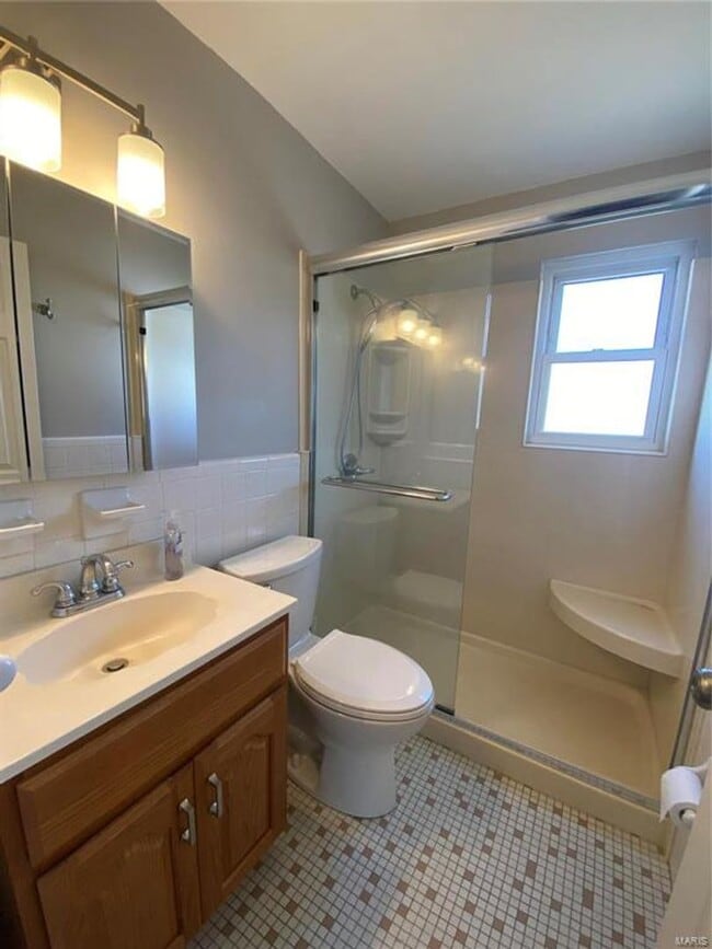 Building Photo - 9511 Antigo Dr