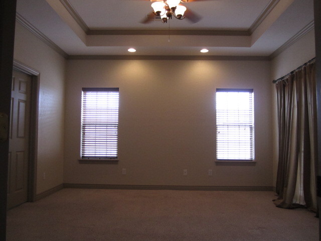 Building Photo - 132 Rue De Montserrat