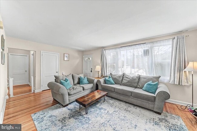 Building Photo - 4 S Chester Ave