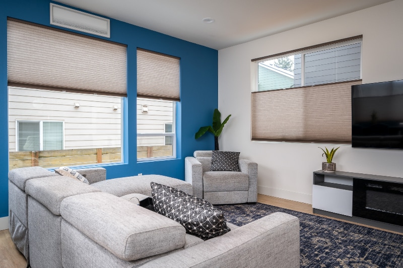 Building Photo - 1224 W 24th St