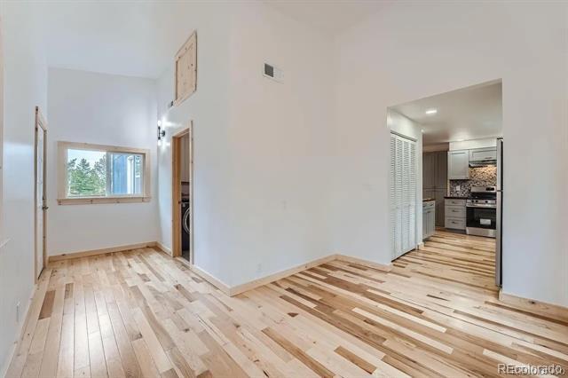 Building Photo - 192 Signal Rock Rd