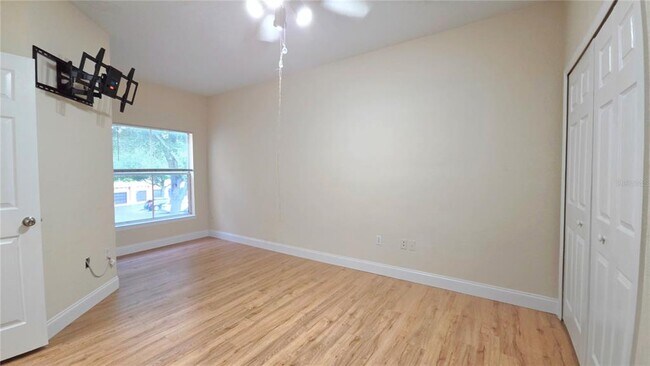 Building Photo - 6055 Westgate Dr