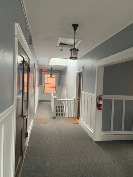 Building Photo - 110 High St