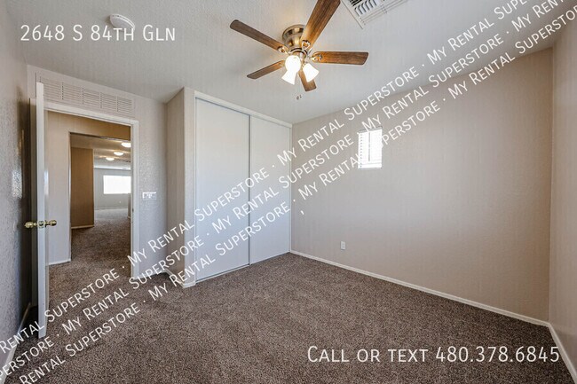 Building Photo - 2648 S 84th Gln