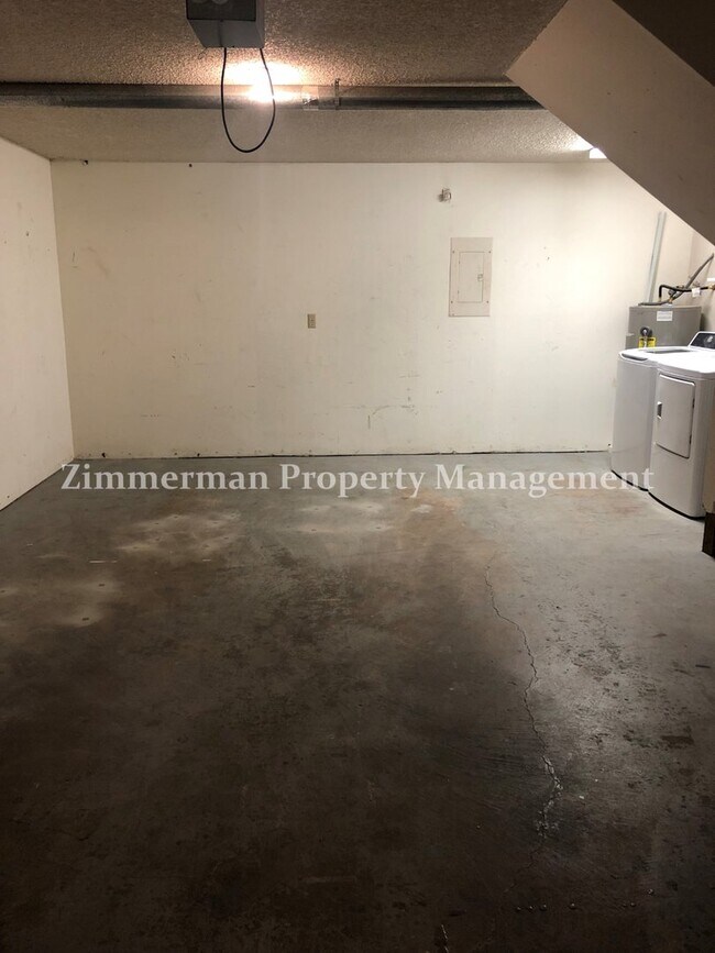 Building Photo - Wonderful condo located in the Driftwood V...