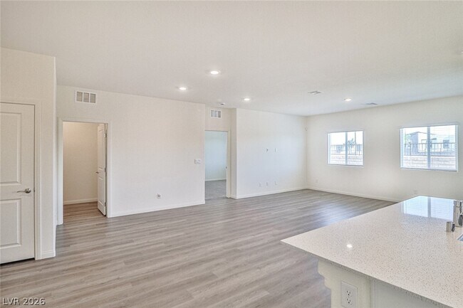 Building Photo - 7476 Crystal Harbor Ave
