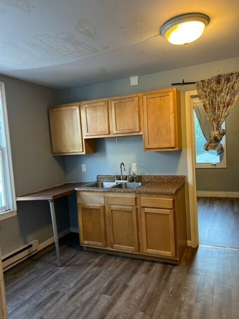 Kitchen - 3040 Park Ave