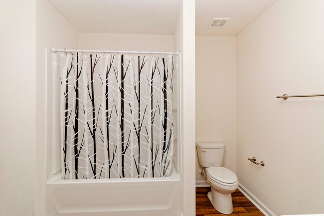 Building Photo - Beautiful 3 Bedroom Home in Hardeeville - ...
