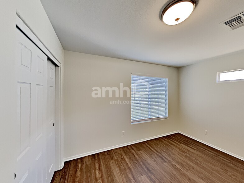 Building Photo - 13277 W Gelding Cir