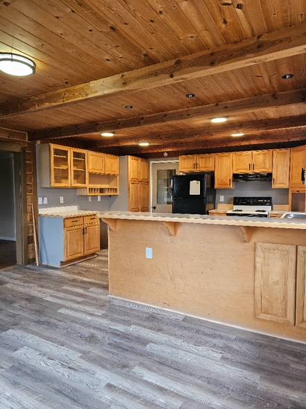 Building Photo - 37 Rung Ln