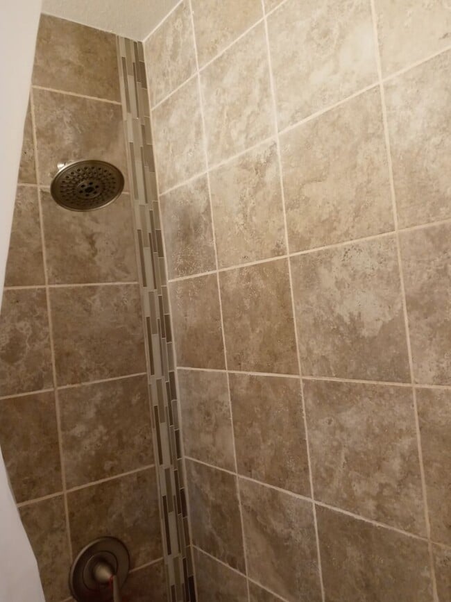 Building Photo - PRICE LOWERED!! VERY CLOSE TO INTEL!