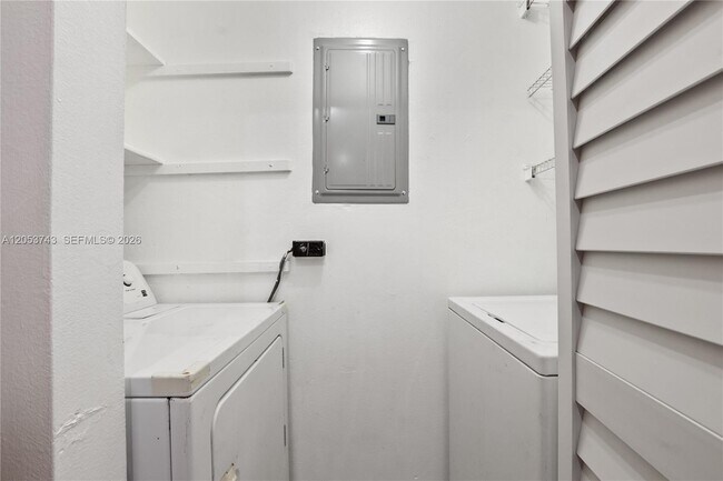Building Photo - 12262 SW 10th St