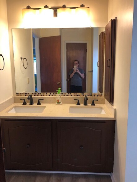 Building Photo - 428 Thoreau Rd