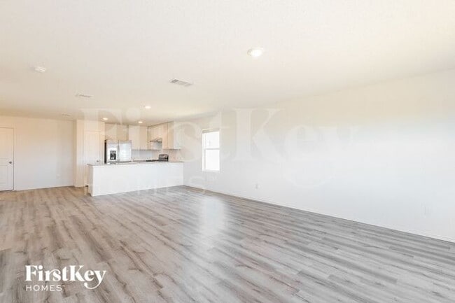 Building Photo - 131 Agave Cir