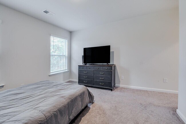 Building Photo - 309 Merganser Dr