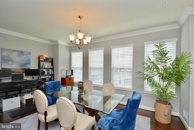 Building Photo - 702 Fair Winds Way