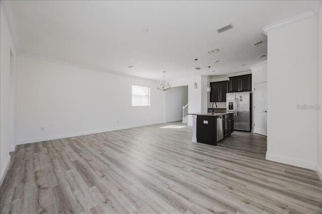 Building Photo - 7401 Ella Ln