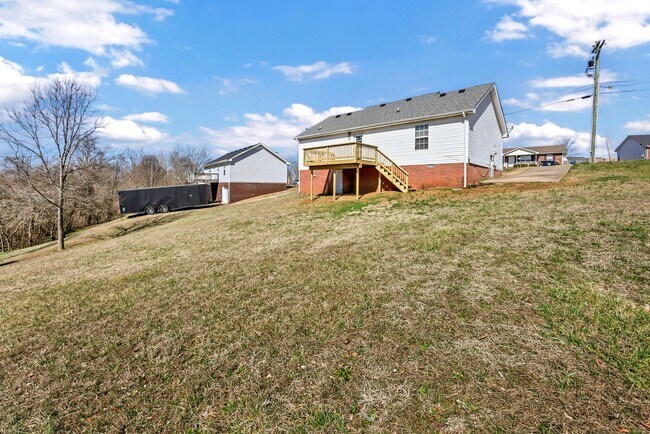 Building Photo - 1006 Bobcat Dr