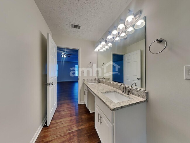 Building Photo - 3742 Fryeburg Ln