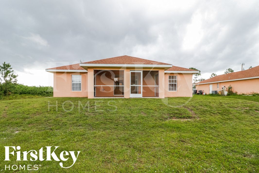 Building Photo - 4213 12th St SW