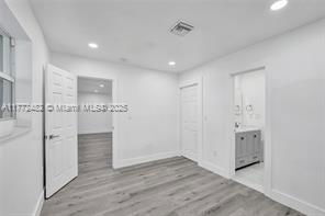 Building Photo - 101 SW 53rd Ave