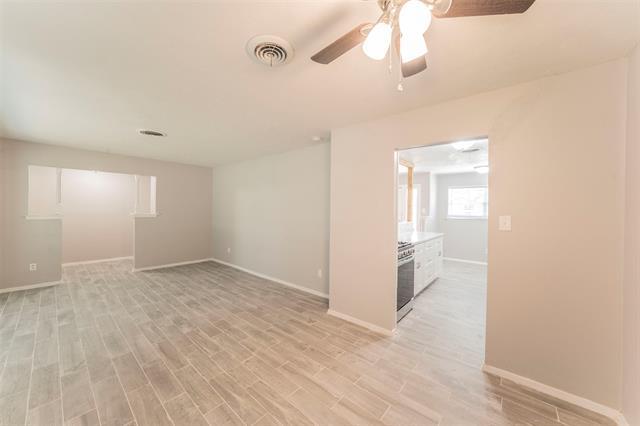 Building Photo - 6925 Wycliff St