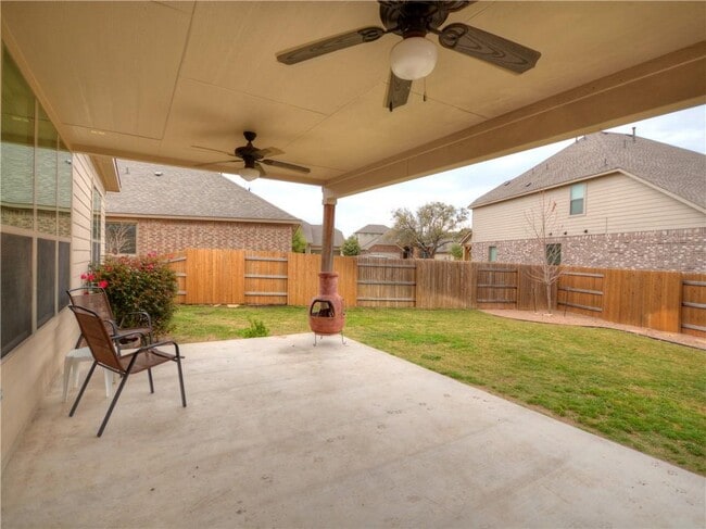 Building Photo - 1007 Boxwood Loop